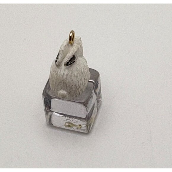 Hallmark Keepsake Rabbit Christmas Tree Ornament Ice Block Buddies 2005 Mini - Picture 3 of 7